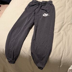 Women’s Nike XS Charcoal Joggers